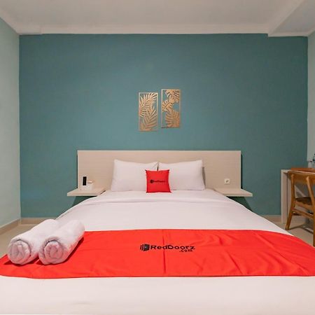 Reddoorz Plus Near Surapati Core Bandung Esterno foto